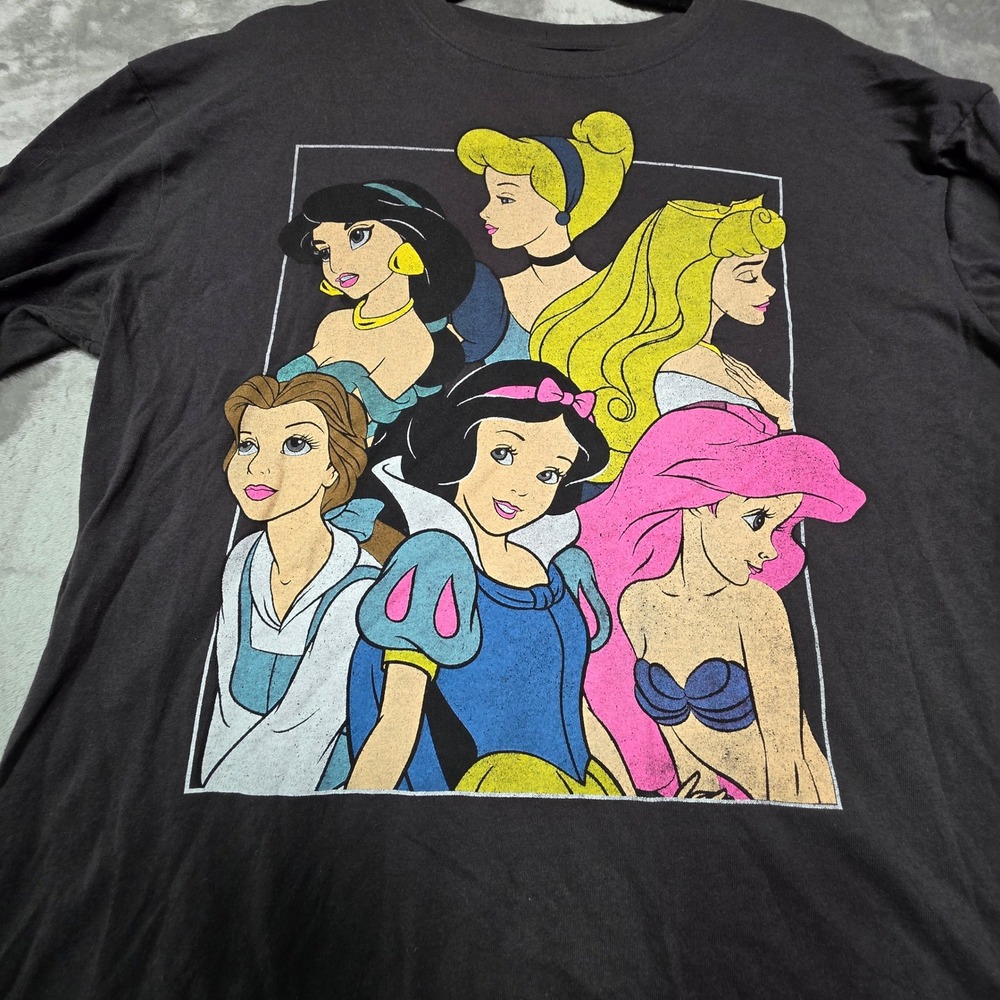 Disney Princess Graphic T-Shirt Womens Large gray Cotton Ariel Belle Snow White - Picture 6 of 7